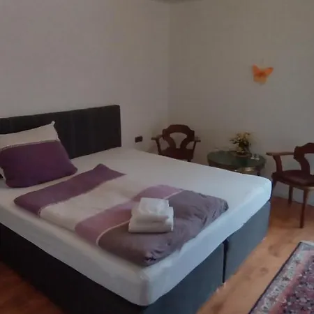Apartment O2 - Gehobene 4-zimmer 145qm Fuer 1-6 Personen 2x Dz 1x Zz Grafenwohr