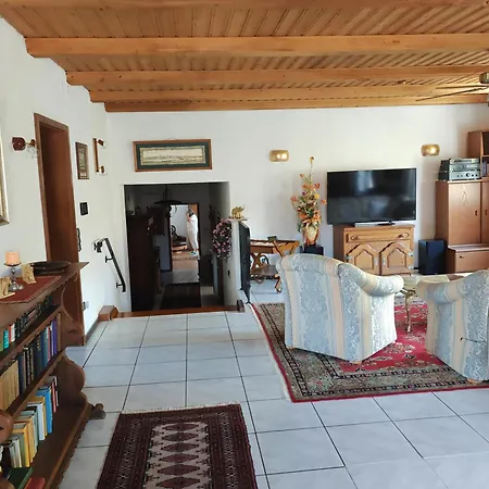 Apartment O2 - Gehobene 4-zimmer 145qm Fuer 1-6 Personen 2x Dz 1x Zz Grafenwohr